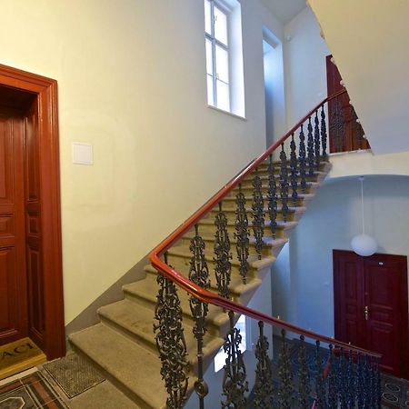 Kafka'S Head Apartment Prague Ngoại thất bức ảnh